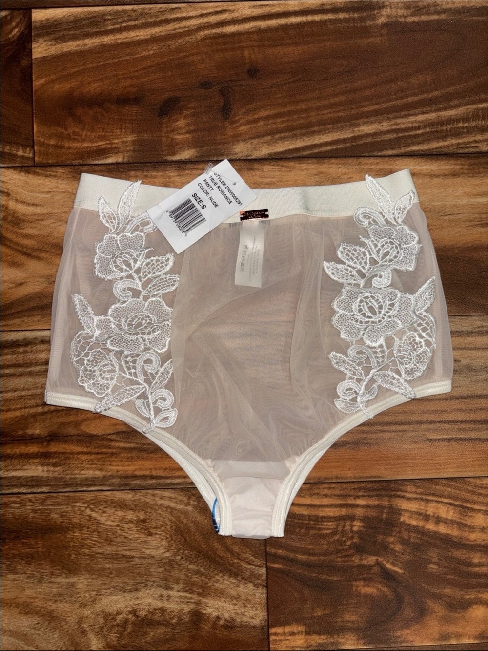 Daydream Nation Sheer High-Waist Lace Underwear Briefs - White